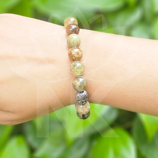 Green Garnet Bracelet To Activates Passion & Success-(10mm) - Dr. Neeti Kaushik's Shop