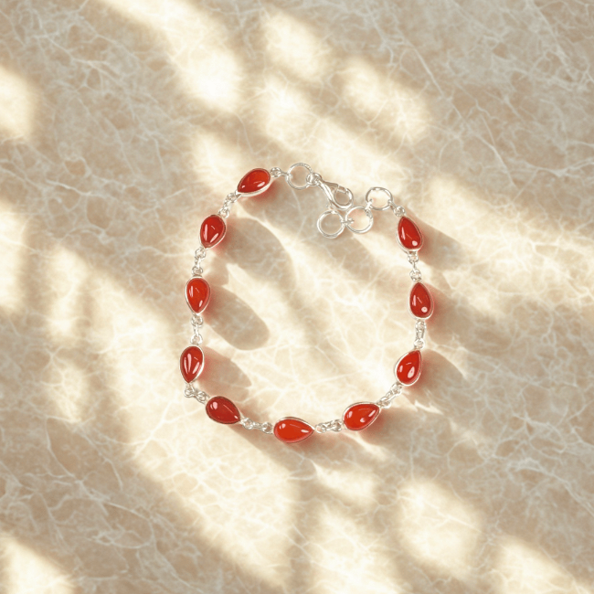 Carnelian Motivation Bracelet in 925 Sterling Silver – Pear Cut Elegance