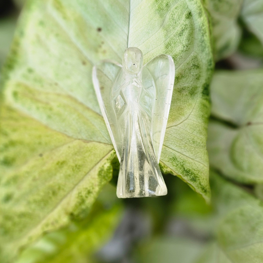 Clear Quartz Cleansing Angel (3 Inch) - Dr. Neeti Kaushik's Shop
