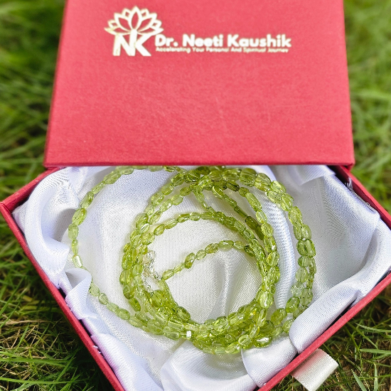 Peridot Mala To Boost creativity & Benefits in Psychological Healing - Dr. Neeti Kaushik's Shop