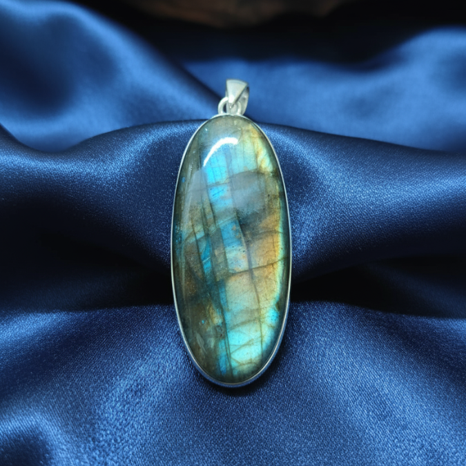 Natural Labradorite gemstone pendant for spiritual awakening and balance