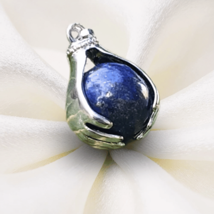 Lapis Lazuli Pendant – Wisdom, Truth & Inner Strength