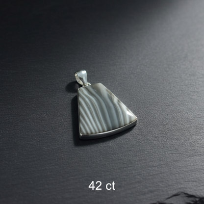 Flint 925 Sterling Silver Pendant – Ancient Stone of Protection & Power