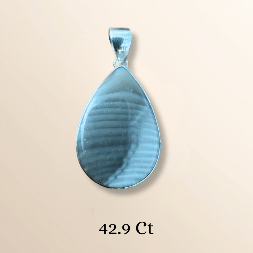 Flint gemstone for energy cleansing and focus