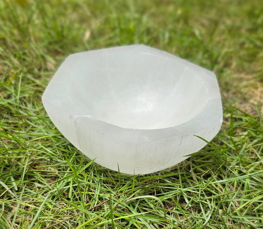 Selenite Hexagon Bowl For Crystals Recharge