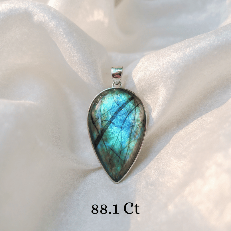 Natural Labradorite crystal pendant for transformation
