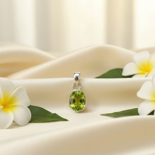 Peridot 925 Sterling Silver Pendant – For Prosperity, Healing & Renewal