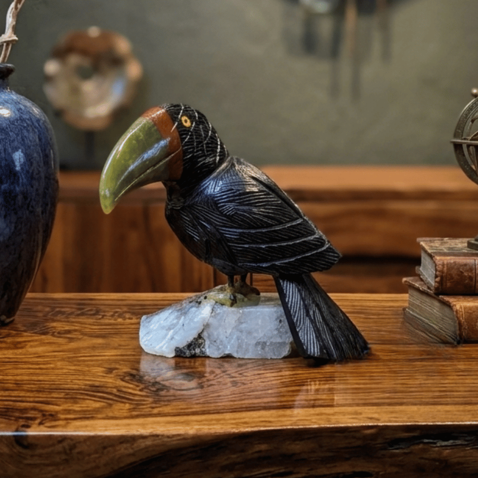 Crystal Toucan Bird: Serpentine, Black Onyx & Clear Quartz