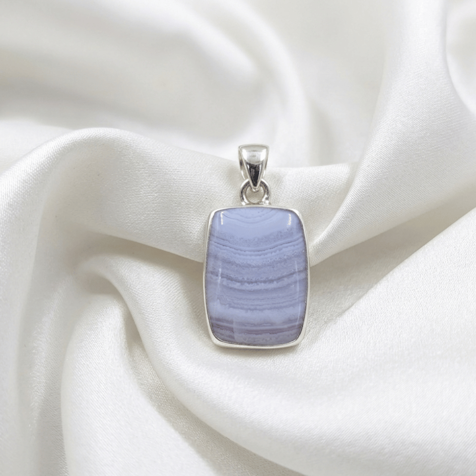 healing blue lace agate gemstone for emotional balance