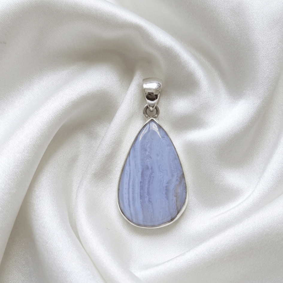 blue lace agate crystal for calm and gentle communication