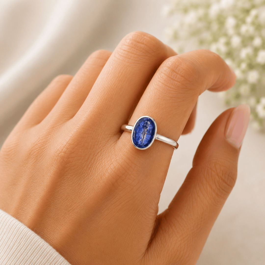Blue Kyanite Ring in 925 Sterling Silver – Chakra Alignment • Truth • Energy Cleanser