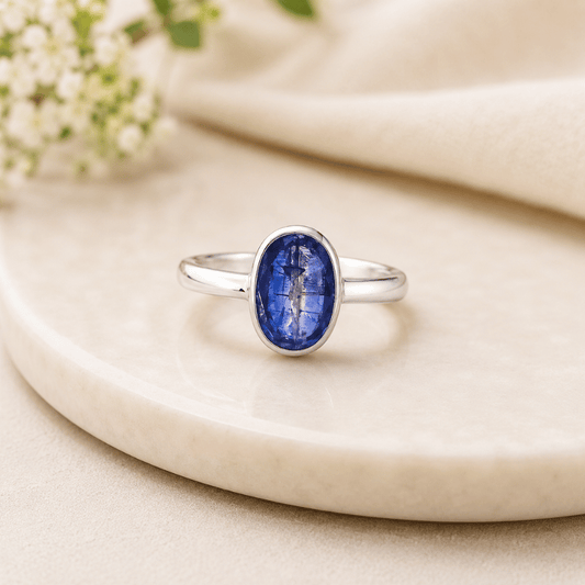Blue Kyanite Ring in 925 Sterling Silver – Chakra Alignment • Truth • Energy Cleanser