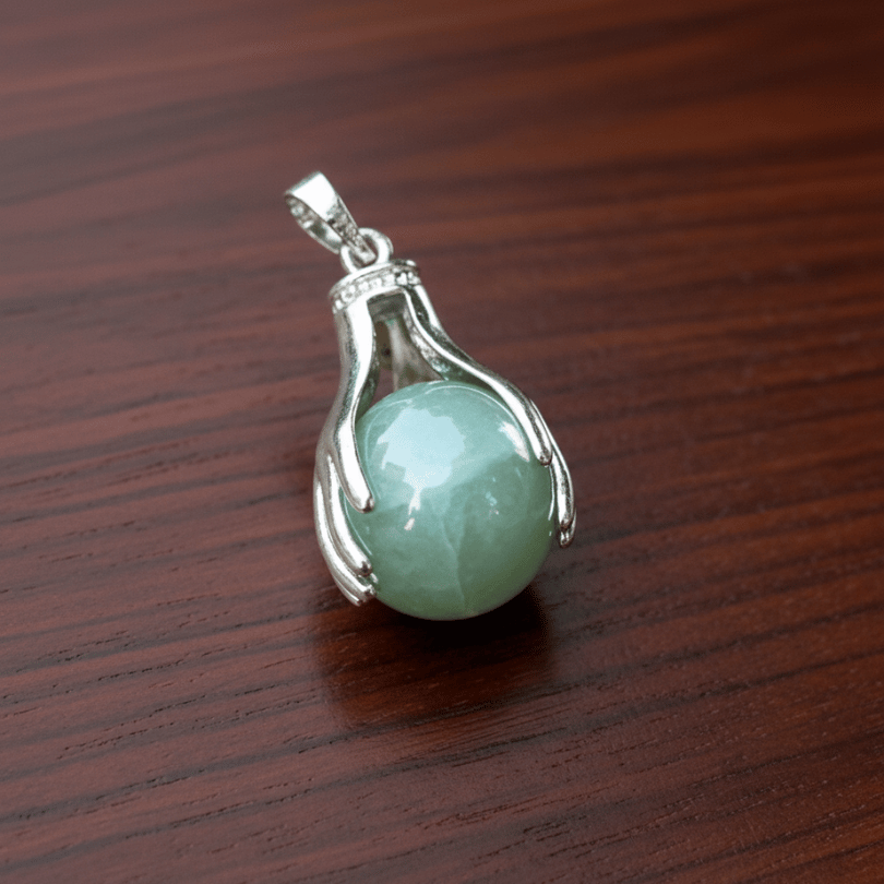 Green Jade Pendant – Luck, Prosperity & Heart Healing Crystal