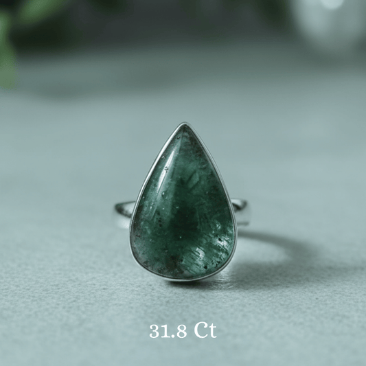 Kiwi Quartz ring for emotional balance and positive energy