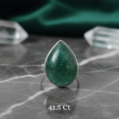 Kiwi Quartz ring for emotional balance and positive energy