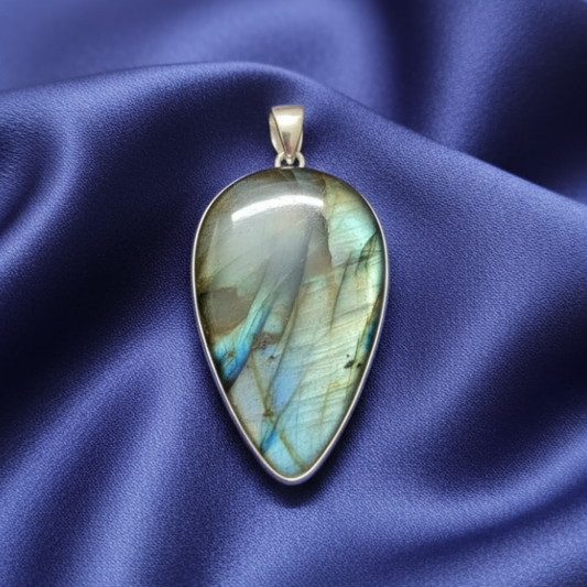 Authentic Labradorite gemstone pendant for mystical energy and focus