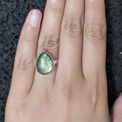authentic labradorite stone ring for aura protection