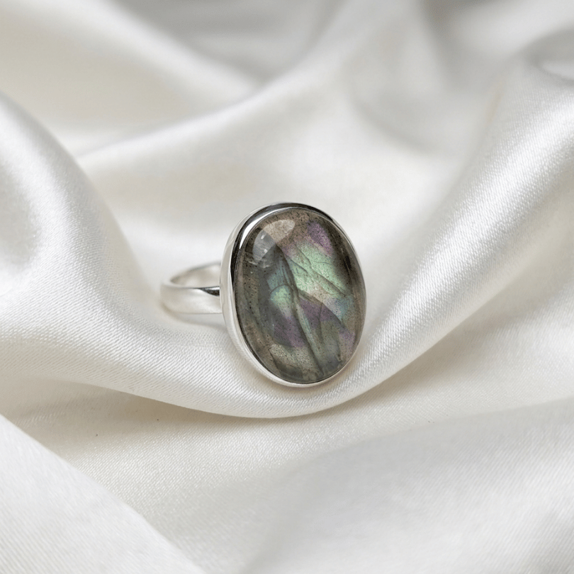 Labradorite 925 Sterling Silver Ring – Stone of Magic & Transformation