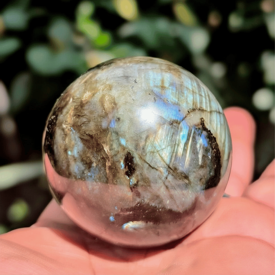 Labradorite Ball For Protection & Transformation