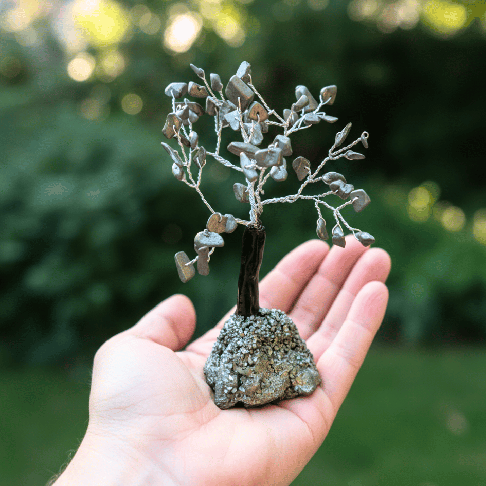 ऊर्जा के सामंजस्य के लिए पाइराइट वृक्ष